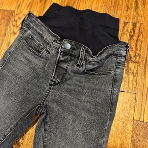 Postpartum jeans